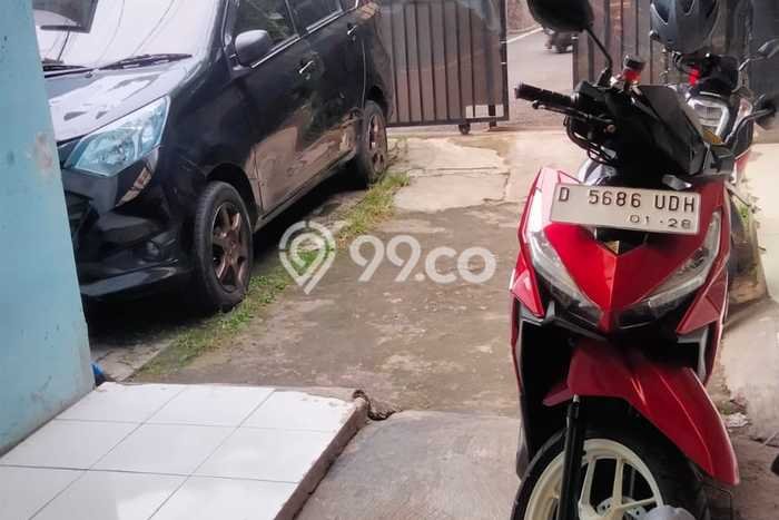 Dijual Cepat Rumah Bagus Siap Huni LB 240m2 di Bandung Kulon, Bandung Dijual Cepat Rumah Bagus Siap Huni LB 240m2 di Bandung Kulon, Bandung