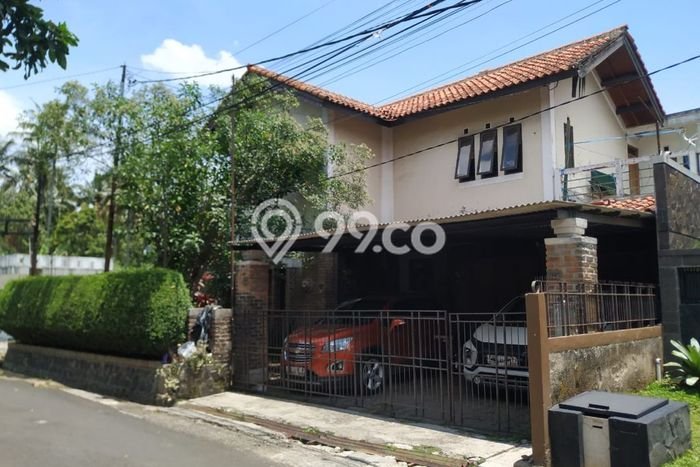 Rumah Elit Modern Tanpa Renovasi di Gunung Batu Bandung Rumah Elit Modern Tanpa Renovasi di Gunung Batu Bandung