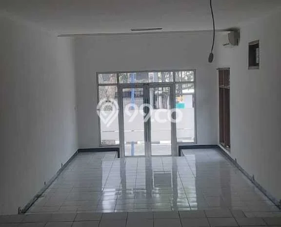 Komersial Disewa di Bandung dengan LB 60m2 Area Komersial Ramai Komersial Disewa di Bandung dengan LB 60m2 Area Komersial Ramai