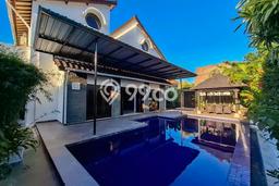 Vila Premium Kawasan , Luas 450m2m², Akses Badung, Badung Vila Premium Kawasan , Luas 450m2m², Akses Badung, Badung