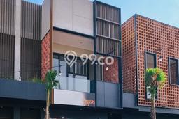 Ruko Dijual di Prime Area Badung Luas 144m2 Ruko Dijual di Prime Area Badung Luas 144m2