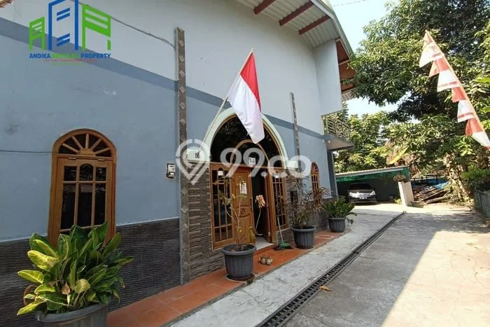 Dijual Rumah 6 Kamar Lokasi Strategis Nyaman dan Strategis di Ngemplak Dijual Rumah 6 Kamar Lokasi Strategis Nyaman dan Strategis di Ngemplak