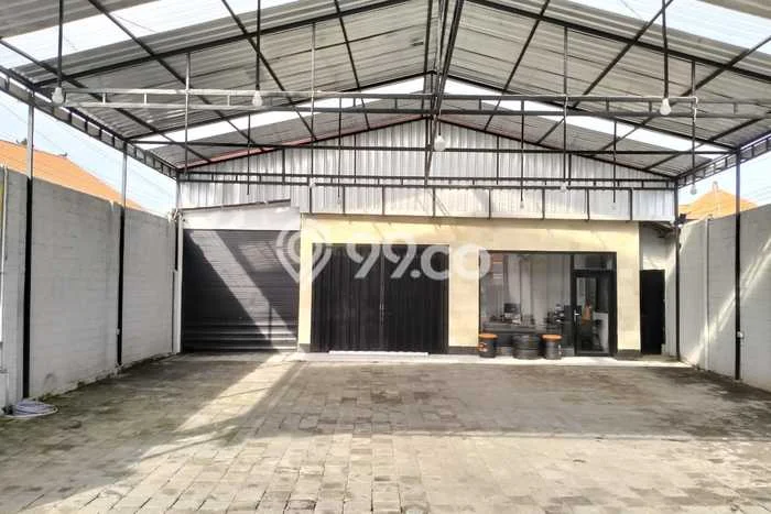 Gudang Bagus Dijual LB 300m2 Lokasi Strategis Denpasar Area Cocok untuk Berbisnis Gudang Bagus Dijual LB 300m2 Lokasi Strategis Denpasar Area Cocok untuk Berbisnis