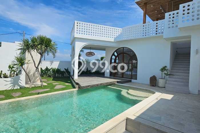 DIJUAL! Vila Kawasan , Luas 450m2m², Posisi Premium DIJUAL! Vila Kawasan , Luas 450m2m², Posisi Premium