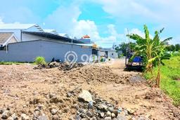 Tanah Dijual Area Strategis di Kerobokan Kelod Badung 700m2 Tanah Dijual Area Strategis di Kerobokan Kelod Badung 700m2