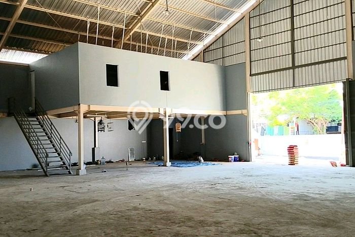 Gudang untuk Disewa di Pusat Denpasar Luas Bangunan 400m2 Gudang untuk Disewa di Pusat Denpasar Luas Bangunan 400m2