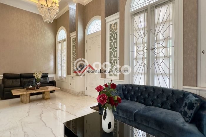 Dijual Rumah Luas Elegan Dengan View Cantik di Pondok Indah, Jakarta Selatan Dijual Rumah Luas Elegan Dengan View Cantik di Pondok Indah, Jakarta Selatan