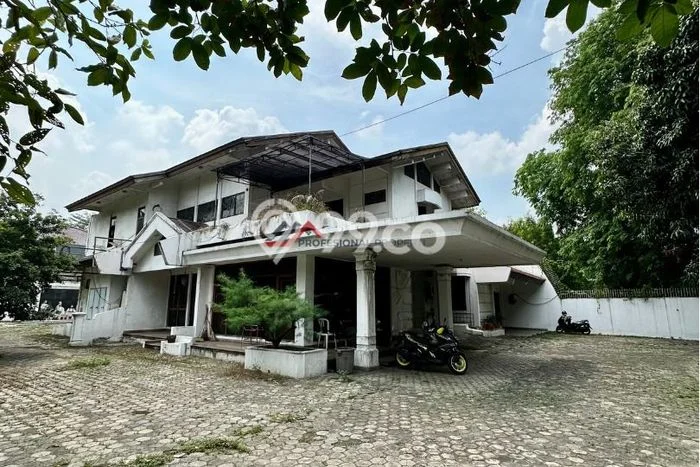 For Sale! Premium House LT 1670m2 Desain Modern di Pondok Indah For Sale! Premium House LT 1670m2 Desain Modern di Pondok Indah
