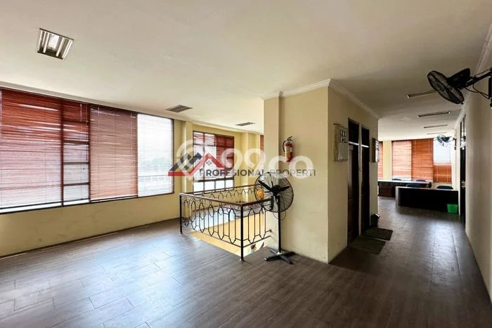 Kantor Dijual di Prime Area Jakarta Selatan Luas 1000m2 Kantor Dijual di Prime Area Jakarta Selatan Luas 1000m2