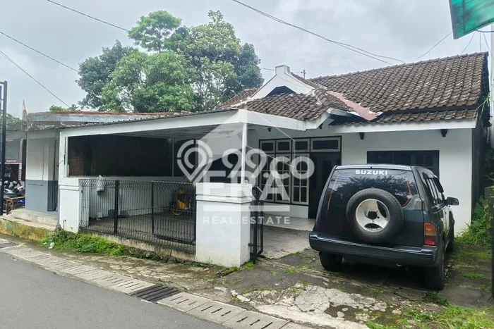 Rumah Modern Cantik 10 Kamar Bisa Langsung Pindah di Sidorejo Rumah Modern Cantik 10 Kamar Bisa Langsung Pindah di Sidorejo