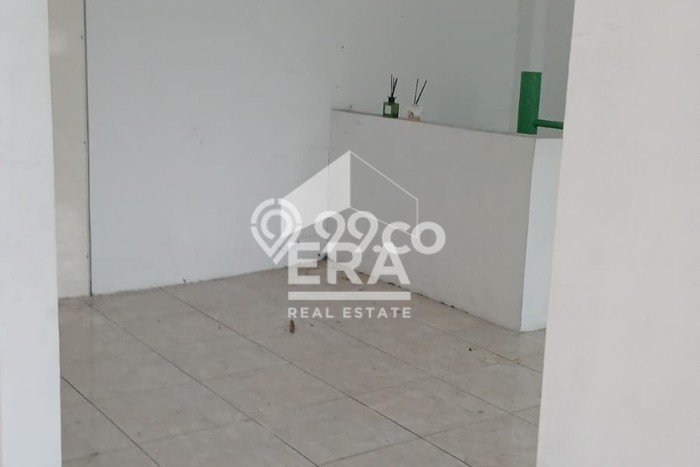 Ruko Komersial Disewakan di Purwodadi Grobogan Luas 100m2 Ruko Komersial Disewakan di Purwodadi Grobogan Luas 100m2