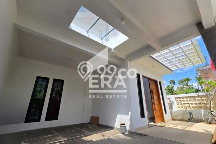 GOOD DEAL! Rumah di Sidorejo, 4 KT, Siap Huni, LT 170m2m² Bangunan 150m2m² GOOD DEAL! Rumah di Sidorejo, 4 KT, Siap Huni, LT 170m2m² Bangunan 150m2m²