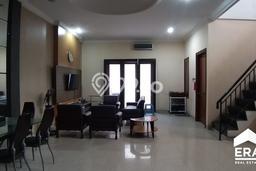 DIJUAL CEPAT! Rumah Siap Huni Area Strategis Semarang Tengah, LT 302m² Bangunan 500m² DIJUAL CEPAT! Rumah Siap Huni Area Strategis Semarang Tengah, LT 302m² Bangunan 500m²