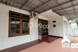 PENAWARAN TERBAIK! Rumah Strategis area Majapahit, Luas 126m² LB 126m² PENAWARAN TERBAIK! Rumah Strategis area Majapahit, Luas 126m² LB 126m²