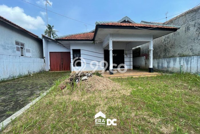 Rumah Modern area Bandar, Batang, Luas 445m² Bangunan 200m² Rumah Modern area Bandar, Batang, Luas 445m² Bangunan 200m²