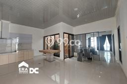 Rumah di BSB City, Dekat Stasiun, 5 KM, Luas 180m² LB 200m² Rumah di BSB City, Dekat Stasiun, 5 KM, Luas 180m² LB 200m²