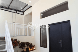 Rumah Strategis Minimalis Lb 120m2 di Banyumanik, Semarang Rumah Strategis Minimalis Lb 120m2 di Banyumanik, Semarang