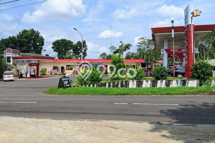Komersial Kawasan Limpung, Luas 550m², Kawasan Berkembang, Mainroad Komersial Kawasan Limpung, Luas 550m², Kawasan Berkembang, Mainroad