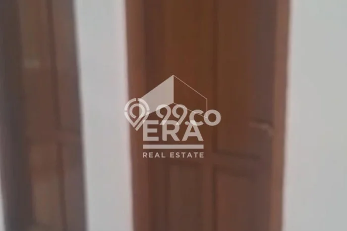 Lokasi strategis! Rumah siap pakai disewakan di Tingkir LB 140m2 Lokasi strategis! Rumah siap pakai disewakan di Tingkir LB 140m2