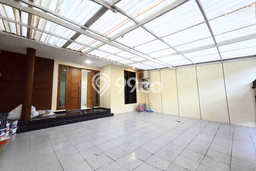 Rumah Strategis Minimalis Lb 200m2 di Semarang Barat, Semarang Rumah Strategis Minimalis Lb 200m2 di Semarang Barat, Semarang