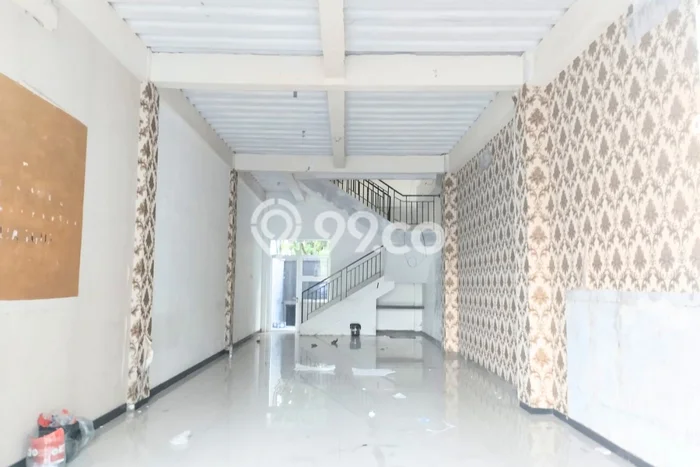 Ruko disewakan di Pedurungan Semarang dengan luas bangunan 273m2 Ruko disewakan di Pedurungan Semarang dengan luas bangunan 273m2