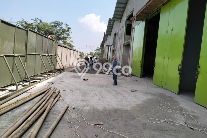 Unit Gudang Disewa Lokasi Cikupa, Tangerang Spesifikasi Luas Bangunan 1728m2 Unit Gudang Disewa Lokasi Cikupa, Tangerang Spesifikasi Luas Bangunan 1728m2