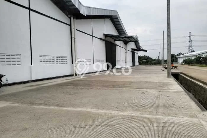 Unit Gudang Paling Strategis di Jawilan Serang dengan LB 1104m2 Unit Gudang Paling Strategis di Jawilan Serang dengan LB 1104m2