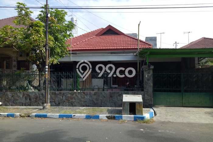 Rumah Eksklusif Dijual LT 300m2 di Rungkut, Surabaya Rumah Eksklusif Dijual LT 300m2 di Rungkut, Surabaya