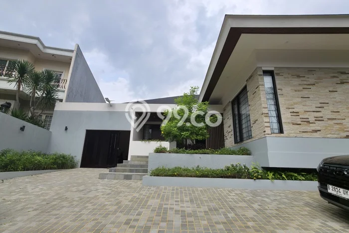 Dijual Rumah Mewah Exclusive di Serpong Utara, Tangerang Selatan Dijual Rumah Mewah Exclusive di Serpong Utara, Tangerang Selatan