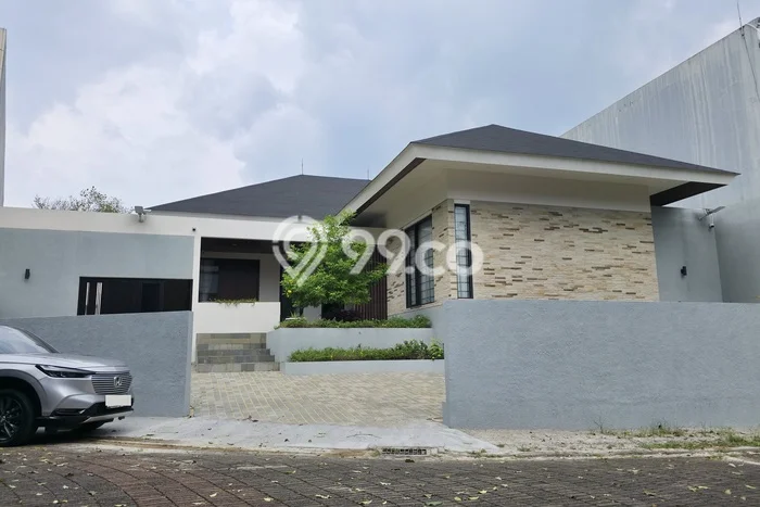Dijual Rumah Mewah Exclusive di Serpong Utara, Tangerang Selatan Dijual Rumah Mewah Exclusive di Serpong Utara, Tangerang Selatan
