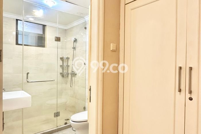 Hunian Apartemen Mewah & Eksklusif 3 Kamar di Mampang Prapatan, Jakarta Selatan Hunian Apartemen Mewah & Eksklusif 3 Kamar di Mampang Prapatan, Jakarta Selatan