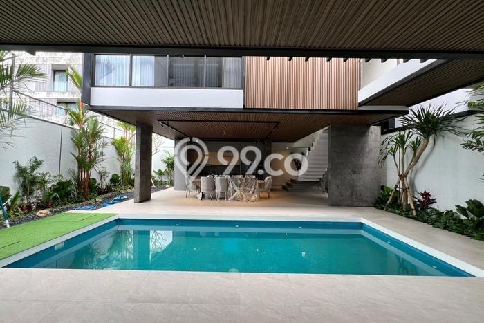 LOKASI STRATEGIS! Vila di , Luas 250m2m², Lingkungan Strategis LOKASI STRATEGIS! Vila di , Luas 250m2m², Lingkungan Strategis
