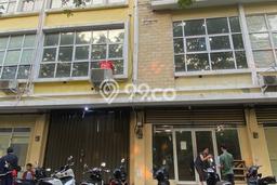 Ruko Dijual di Prime Area Jakarta Barat Luas 396m2 Ruko Dijual di Prime Area Jakarta Barat Luas 396m2
