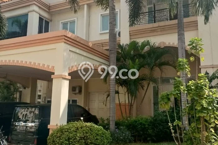 Rumah Elit Modern Tanpa Renovasi di Pluit Jakarta Utara Rumah Elit Modern Tanpa Renovasi di Pluit Jakarta Utara