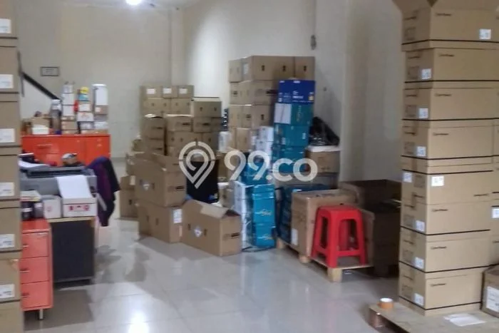 Unit Ruko Dijual di Jakarta Barat LT 128m2 & LB 349m2 Unit Ruko Dijual di Jakarta Barat LT 128m2 & LB 349m2