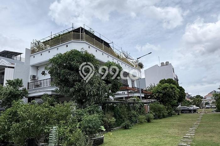 Dijual Rumah Premium dengan Fasilitas Sekitar Lengkap di Cengkareng, Jakarta Barat Dijual Rumah Premium dengan Fasilitas Sekitar Lengkap di Cengkareng, Jakarta Barat