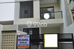 Rumah Eksklusif Siap Huni LT 102m2 di Kelapa Gading, Jakarta Utara Rumah Eksklusif Siap Huni LT 102m2 di Kelapa Gading, Jakarta Utara