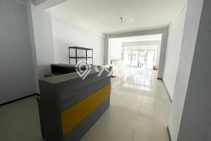Dijual Ruko Kawasan Rungkut, Luas 203m2m², Area Berkembang, Jalan Utama Dijual Ruko Kawasan Rungkut, Luas 203m2m², Area Berkembang, Jalan Utama