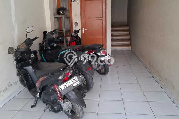 Rumah Kost Dijual di Cimahi Utara, Cimahi dengan 7 Kamar Tidur, 9 Kamar Mandi Rumah Kost Dijual di Cimahi Utara, Cimahi dengan 7 Kamar Tidur, 9 Kamar Mandi