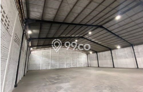 Unit Gudang Disewakan di Soekarno Hatta di Area Ramai & Strategis Unit Gudang Disewakan di Soekarno Hatta di Area Ramai & Strategis