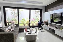 Sewa Rumah Harga Terjangkau di Singgasana Bandung Punya 4 KT Sewa Rumah Harga Terjangkau di Singgasana Bandung Punya 4 KT