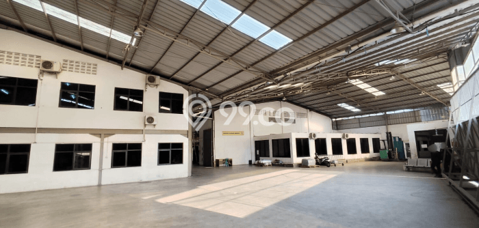 PRIME LOCATION! Gudang di Kopo, Luas 2510m², Kawasan Berkembang, Siap Pakai PRIME LOCATION! Gudang di Kopo, Luas 2510m², Kawasan Berkembang, Siap Pakai