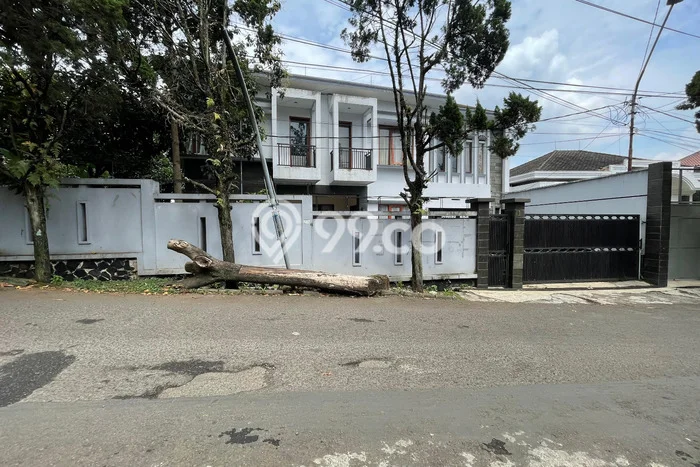 For Sale Rumah Elit Exclusive di Sukajadi, Bandung For Sale Rumah Elit Exclusive di Sukajadi, Bandung