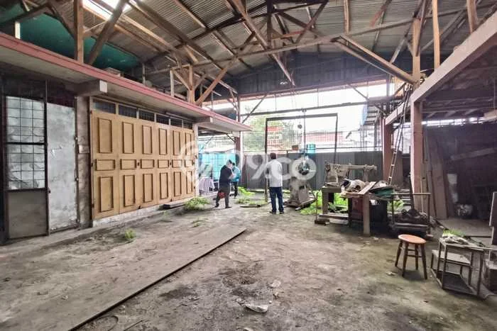 Dijual! Komersial di Derwati Bandung LT 360m2 / LB 359m2 Kawasan Strategis Dijual! Komersial di Derwati Bandung LT 360m2 / LB 359m2 Kawasan Strategis