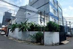 Rumah Modern Cantik 5 Kamar Siap Huni di Kebayoran Lama Rumah Modern Cantik 5 Kamar Siap Huni di Kebayoran Lama
