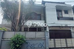Rumah Modern Cantik 6 KT Bisa Langsung Pindah di Kramat Jati Rumah Modern Cantik 6 KT Bisa Langsung Pindah di Kramat Jati