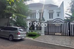 Rumah Luxury Modern Tanpa Renovasi di Pondok Indah Jakarta Selatan Rumah Luxury Modern Tanpa Renovasi di Pondok Indah Jakarta Selatan