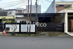 Hunian Mewah LB 180m2 Siap Huni Desain Elegan di Guntur, Jakarta Selatan Hunian Mewah LB 180m2 Siap Huni Desain Elegan di Guntur, Jakarta Selatan