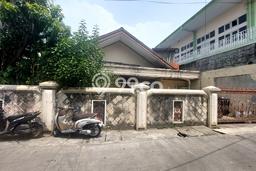 Ready to Use! Luxury House LT 322m2 Desain Elegan di Hayam Wuruk Ready to Use! Luxury House LT 322m2 Desain Elegan di Hayam Wuruk
