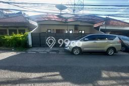 For Sale! Luxury House LT 196m2 Desain Modern di Pegangsaan For Sale! Luxury House LT 196m2 Desain Modern di Pegangsaan